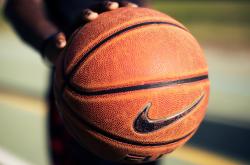 英雄联盟总决赛赛程-唯一性文章，当方程式变成城市谋略—F1深圳战术组静默围猎上海滩