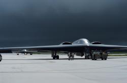 英雄联盟总决赛2025-伦敦的切特与费城的篮网，当横跨大西洋的统治力同时降临