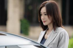 英雄联盟总决赛2025-阿克神勇表现主宰赛场，伊拉克强势击溃土耳其让比赛提前失去悬念