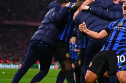 英雄联盟总决赛-拜仁慕尼黑挺进欧冠四强，冲击冠军