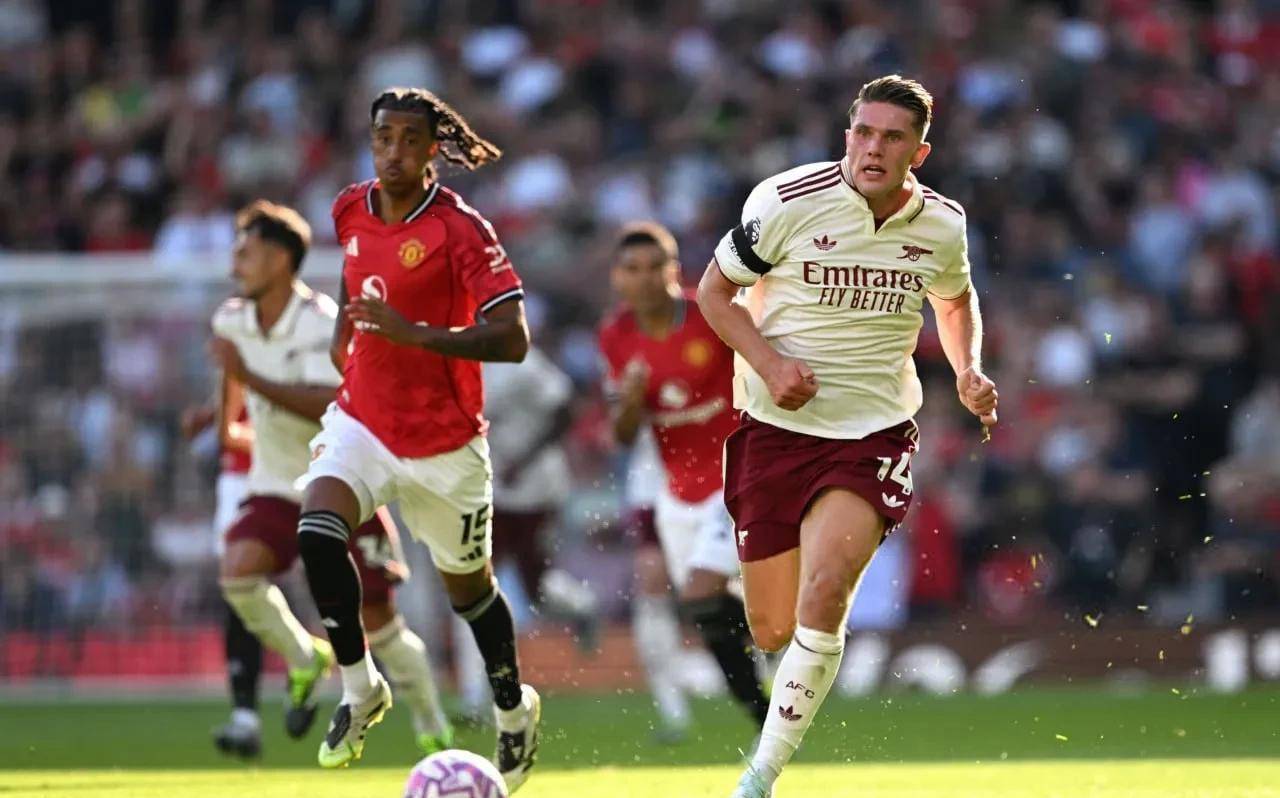 阿森纳客场击败沃特福德，取得关键胜利的简单介绍