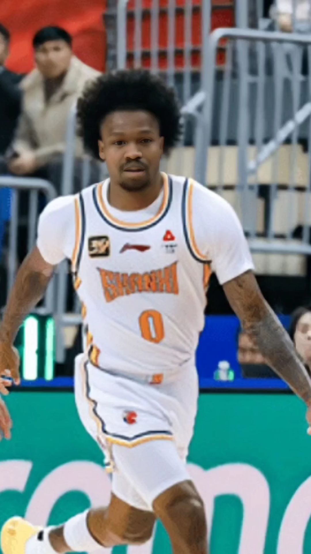 山西男篮主场大胜，向冠军发起冲击