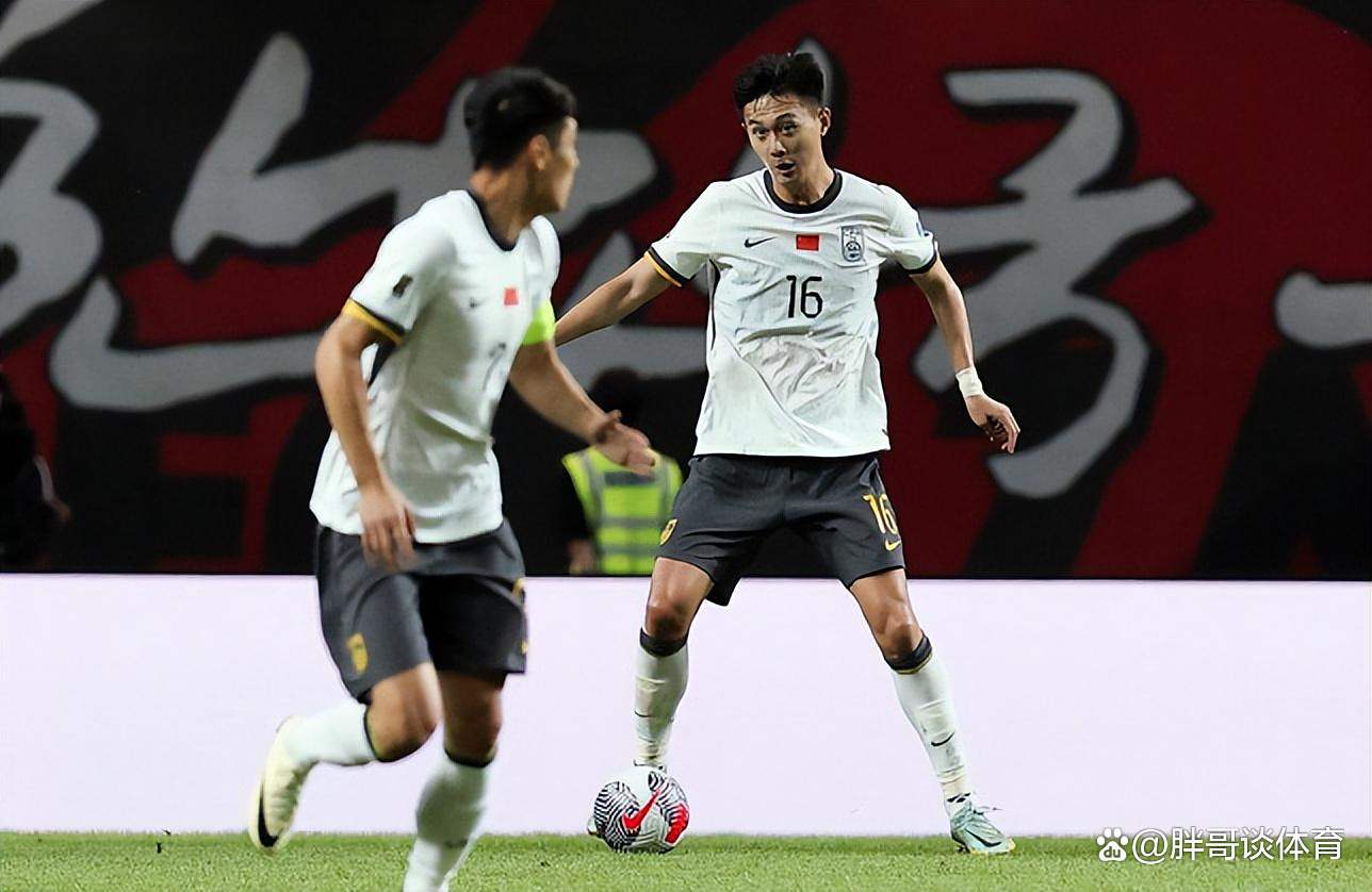 泰国球队在关键时刻获得胜利