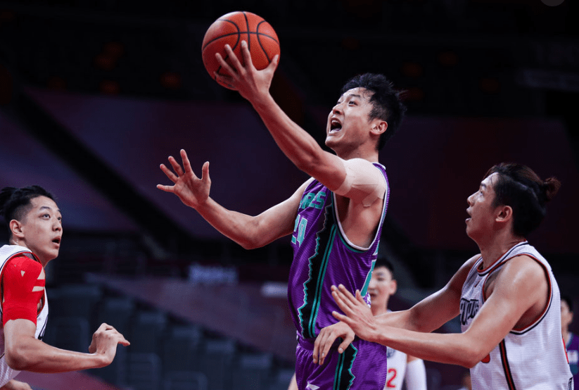 骑士碾压四川队，陶汉林状态火热的简单介绍