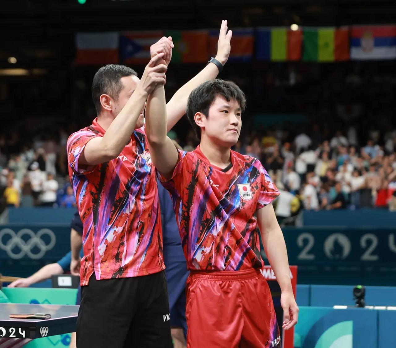 奥地利队碾压法国队，张本智和扛起全队