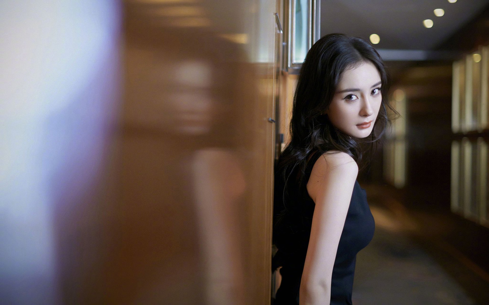 跨界体育风云，黄蜂的钢铁防守与哈登的欧冠接管时刻