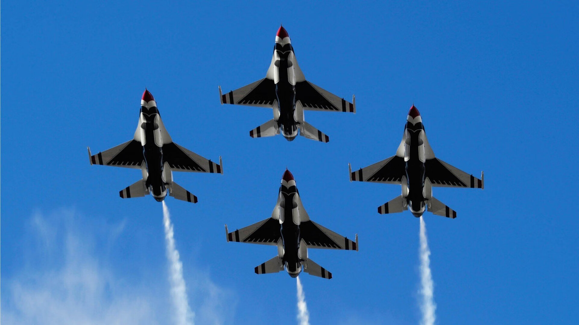 当萨拉赫在巴林赛道踩下油门,超现实体育事件如何重写现实规则