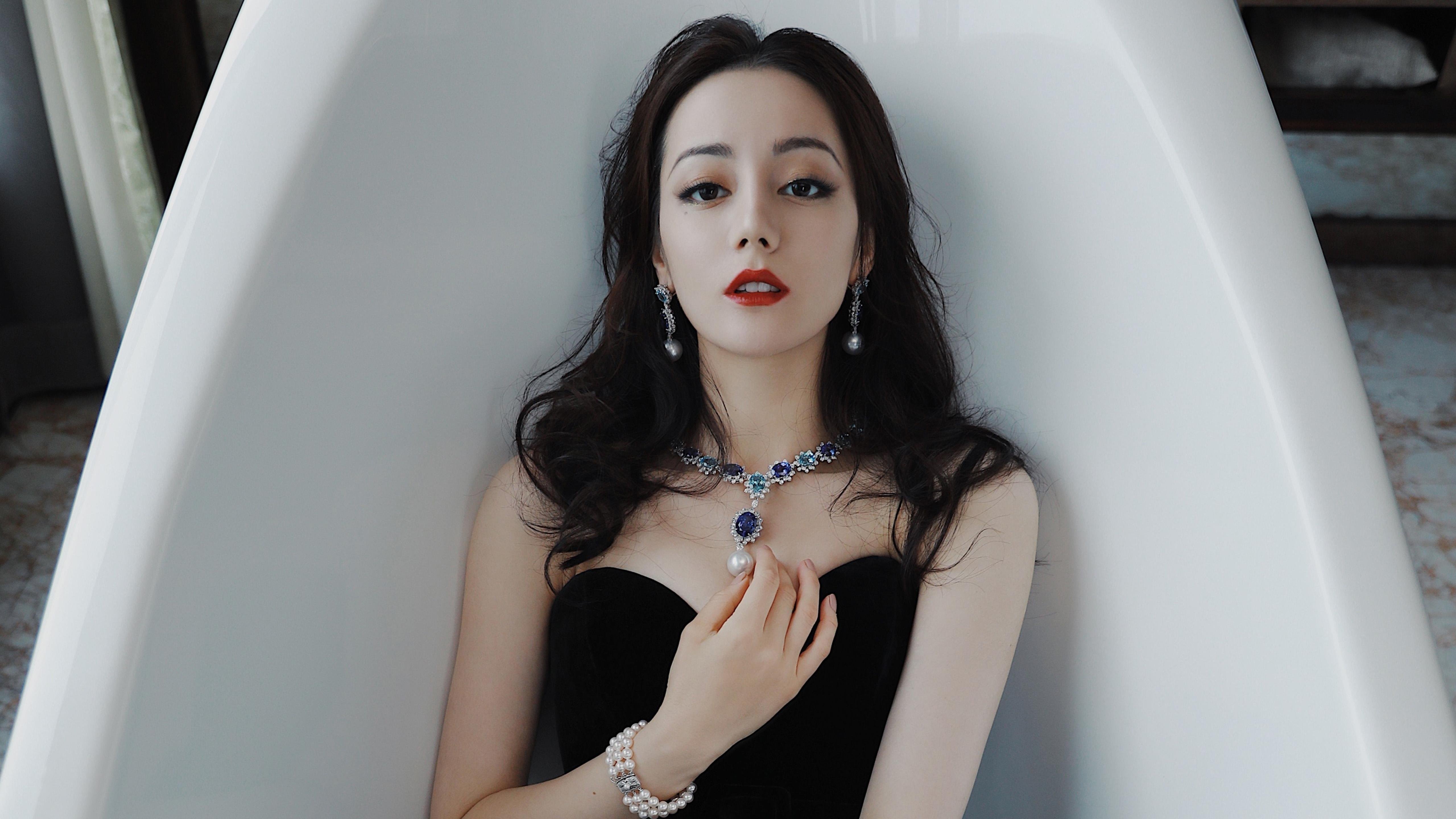 加时死斗!米切尔轰41+8献致命封盖,公牛逆转雷霆夺关键胜