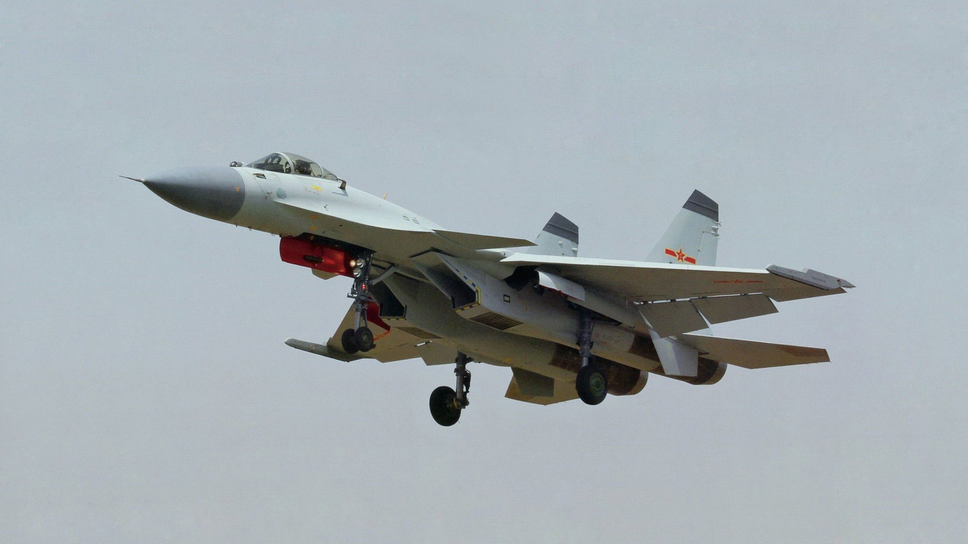 佩德里双响炮，AC米兰跨洲征服新西兰，友谊赛中的巨星闪耀