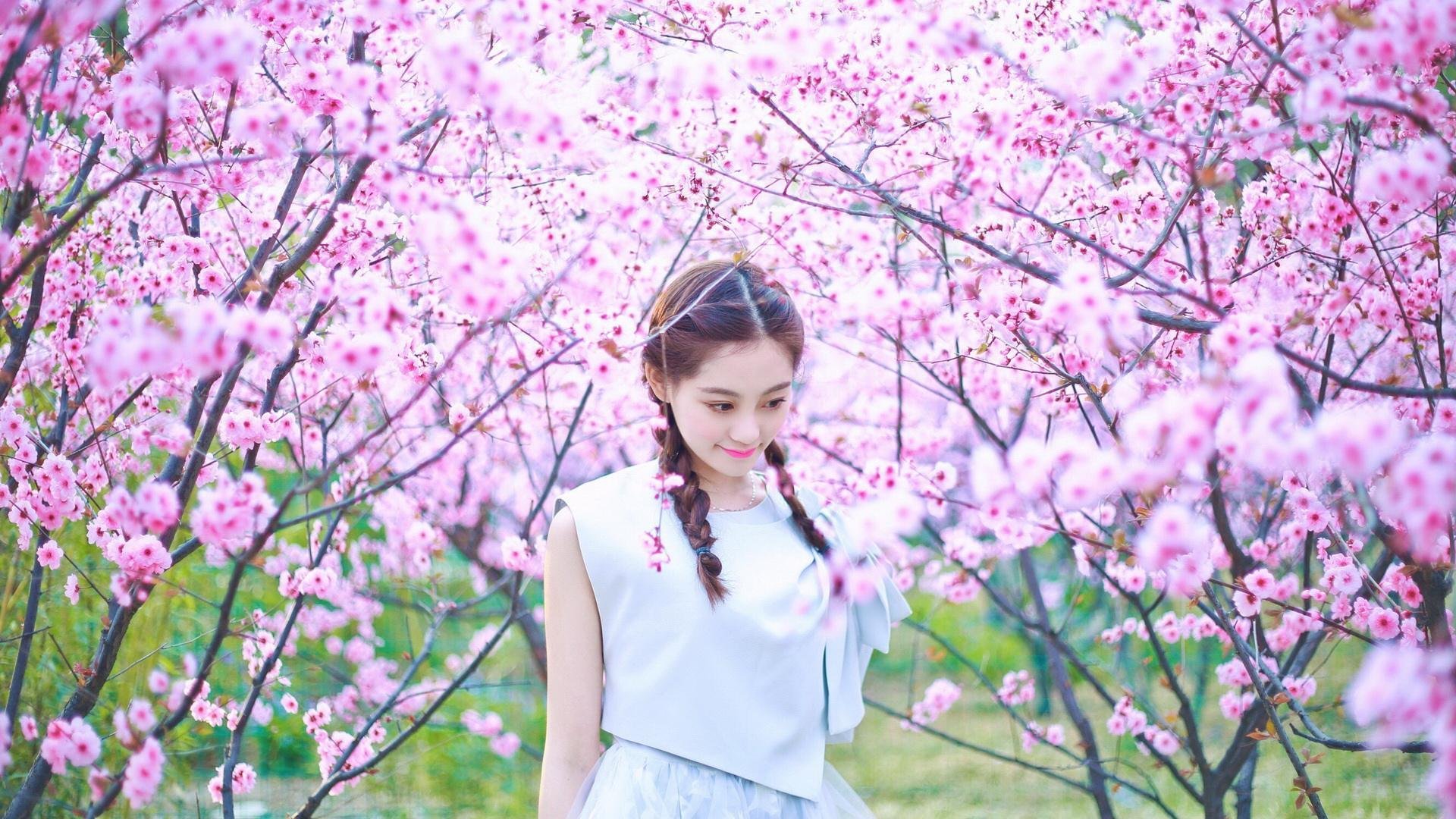 蓝白风暴下的中亚孤城，2026世界杯E组强强对话，阿根廷完胜乌兹别克斯坦，德布劳内闪耀全场